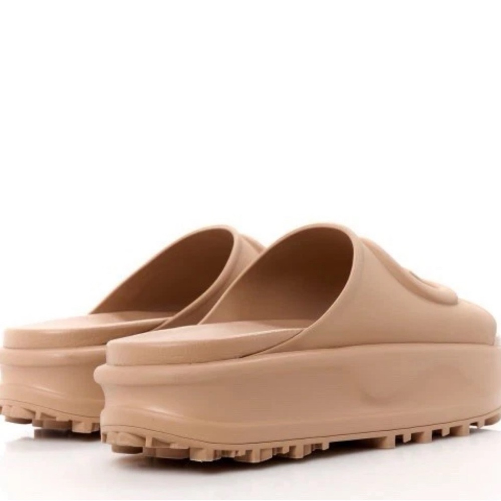 Gucci Women's Beige Slide Sandals Authentic - Picture 4 of 6